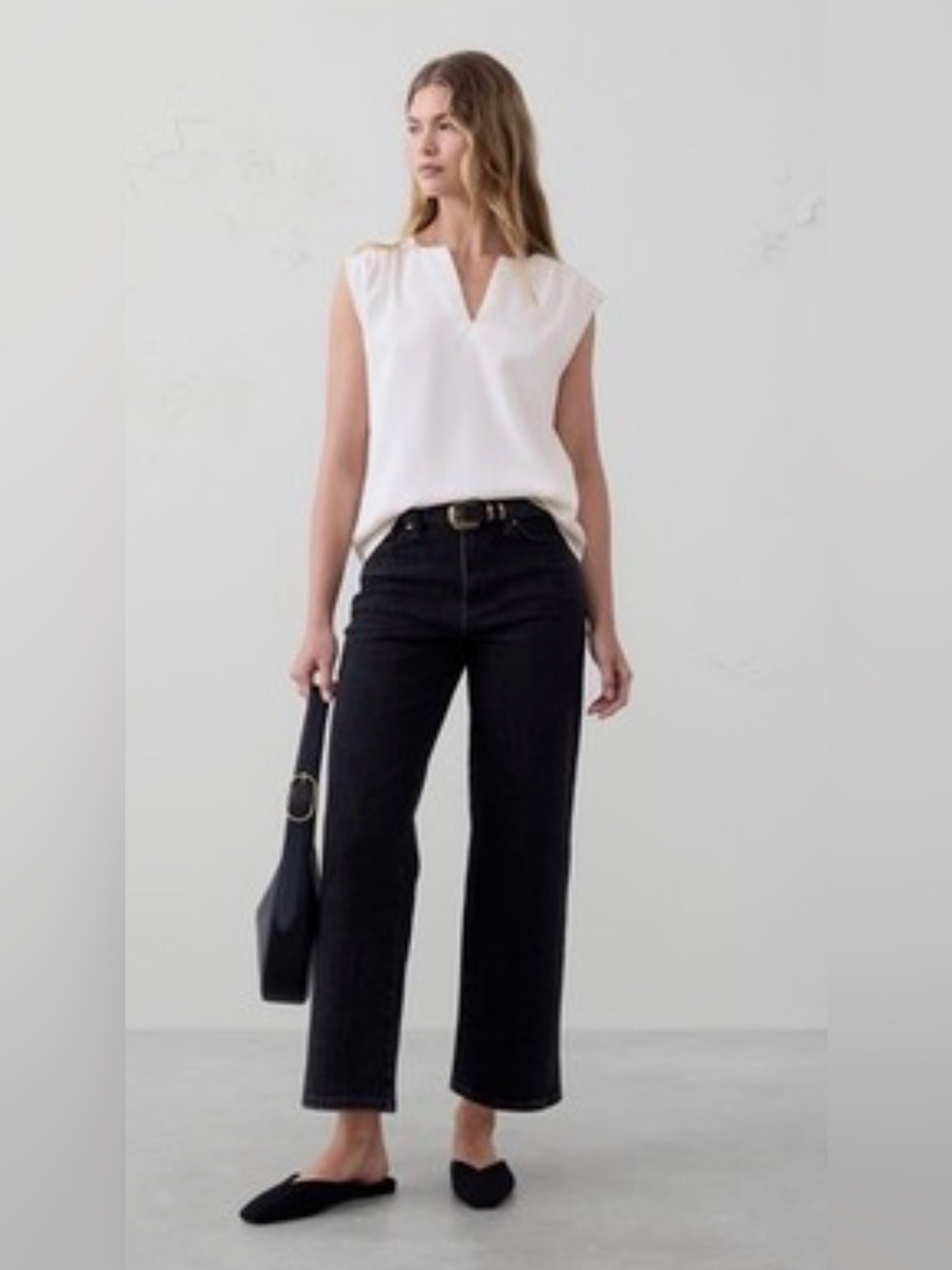 Banana Republic Factory Sleeveless V-Notch Camisole